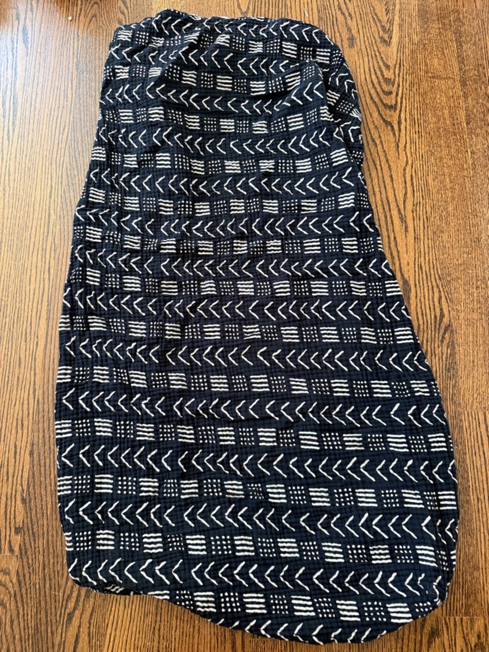 Black and White Patterned Fitted Crib Sheet
